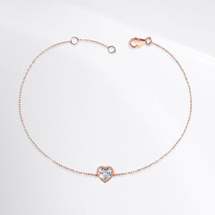 Heart Bezel Solitaire Diamond Bracelet 18kt