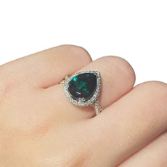 Pear Green Emerald Gemstones Diamond Ring 14kt