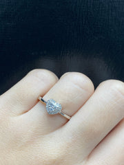10.10 | Dainty Heart Halo Diamond Ring 14Kt