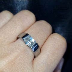 2.03ct M VVS2 Emerald Cut Unisex Diamond Engagement Ring 18kt