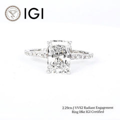 2.29cts J VVS2 Radiant Engagement Ring 14kt IGI Certified