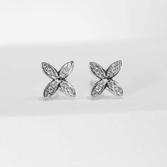 #LVNA2024 | Floral Stud Diamond Earrings 14kt