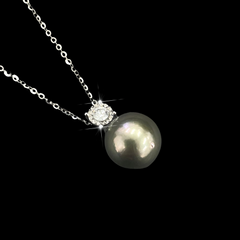 10MM Pearl Diamond Necklace 18kt