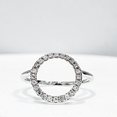 #LVNA2024 | Classic Round Halo Diamond Ring 14kt