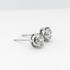 1.45cts I SI2 Round Solitaire Stud Diamond Earrings 18kt