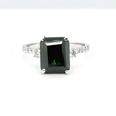 Green Emerald Paved Diamond Ring 14kt