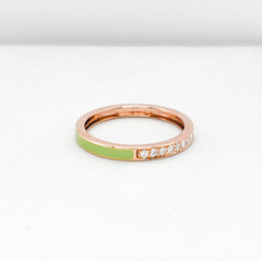 #LVNA2024 | Rose Eternity Round Green Enamel Diamond Ring 18kt