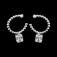 #LVNA2024 | Beaded Overlap Dangling Invisible Setting Emerald Diamond Earrings 18kt