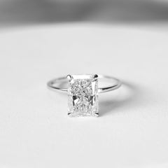 3.65ct H VS1 Radiant Cut Solitaire Diamond Engagement Ring 14kt IGI Certified | CLR
