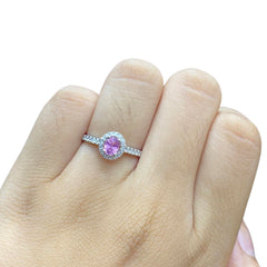 #LoveLVNA | Round Pink Sapphire Gemstones Diamond Ring 18kt | #ThePromise