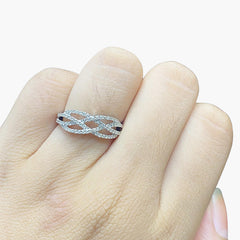 Infinity Paved Diamond Ring 18k
