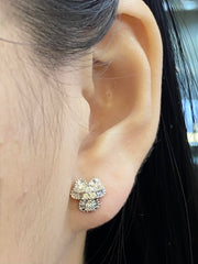 Trinity Heart Baguette Diamond Earrings 18kt