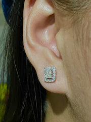Classic Stud Diamond Earrings 18kt