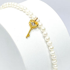 Pearl Dancing Key Diamond Pearl Diamond Bracelet 18kt