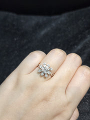 花卉装饰 Daily 钻石戒指 14 克拉