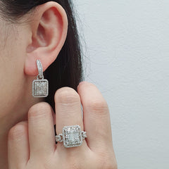 Emerald Baguette Dangling Diamond Jewelry Set 14kt