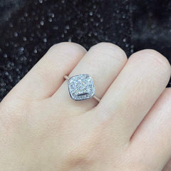 Large Square Classic Diamond Ring 18kt