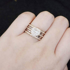 PREORDER | Golden Classic Heart Invisible Setting Diamond Ring 18kt