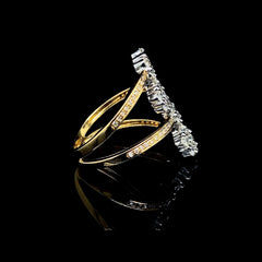 PREORDER | Golden Intertwined Floral Cluster Shape Diamond Ring 14kt