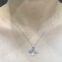 #LoveLVNA | Pear Baguette Floral Diamond Necklace 18kt