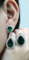 PREORDER |Pear Green Emerald Gemstones Diamond Jewelry Set 14kt
