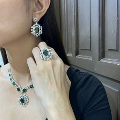 Grand Green Emerald Gemstones & Diamonds Full Jewelry Set 14kt