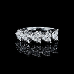 Half Eternity Heart Diamond Ring 14kt