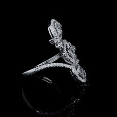 PREORDER | Trinity Cluster Shape Halo Diamond Ring 14kt