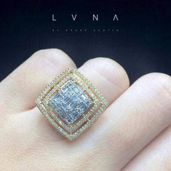 PREORDER | Golden Double Halo Square Diamond Ring 14kt