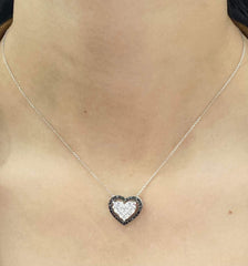 心形隐形镶嵌白色和黑色钻石项链 14 克拉