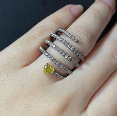 PREORDER | Rare Yellow Heart Spiral Colored Diamond Ring 14kt