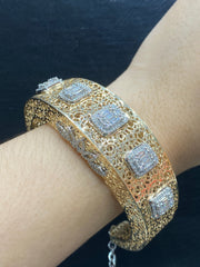 PREORDER | Golden Emerald Cathedral Diamond Bangle 14kt