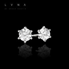 Preorder | 0.20cts Round Solitaire Diamond Earrings 18kt