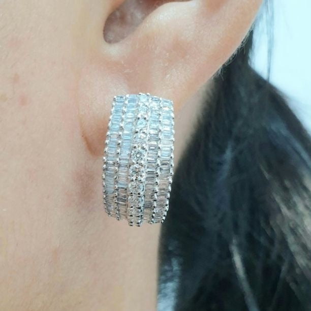 10.10 | Baguette Hoop Diamond Earrings 14Kt