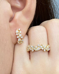 Golden Cluster Shape Diamond Jewelry Set 14kt