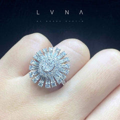 长方形花卉个性钻石戒指 18 克拉