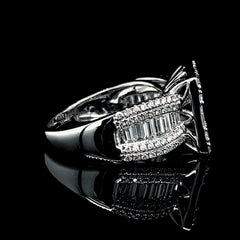 PREORDER | Large Signet Diamond Ring 18kt