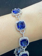 蓝宝石垫形钻石手链 14kt