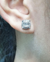 Classic Round Stud Diamond Earrings 14kt