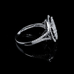 #LoveIVANA | Large Classic Round Statement Diamond Ring 14kt