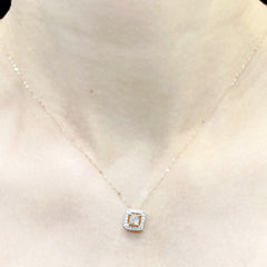 Editor’s Pick | LVNA Signatures 0.44cts Pink Cushion Solitaire Colored Diamond Necklace 18kt