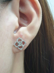 PREORDER | Floral Clover Stud Diamond Earrings 14kt