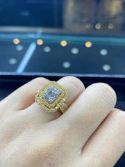 PREORDER | Golden Large Halo Emerald Diamond Ring 14kt