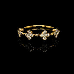PREORDER | Golden Floral Clover Diamond Ring 14kt