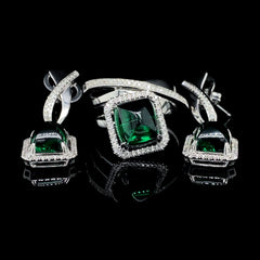 PREORDER | Green Emerald Dangling Gemstones Diamond Jewelry Set 14kt