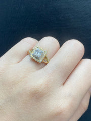金色方形无限密镶钻石戒指 14 克拉