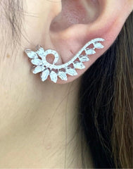 PREORDER | Statement Crawler Diamond Earrings 18kt
