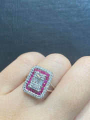 粉红红宝石装饰艺术祖母绿钻石戒指 14 克拉