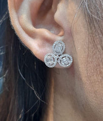 PREORDER | Cluster Shape Oval Diamond Earrings 14kt