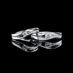 Pair Wedding Band Solitaire Diamond Ring 18kt